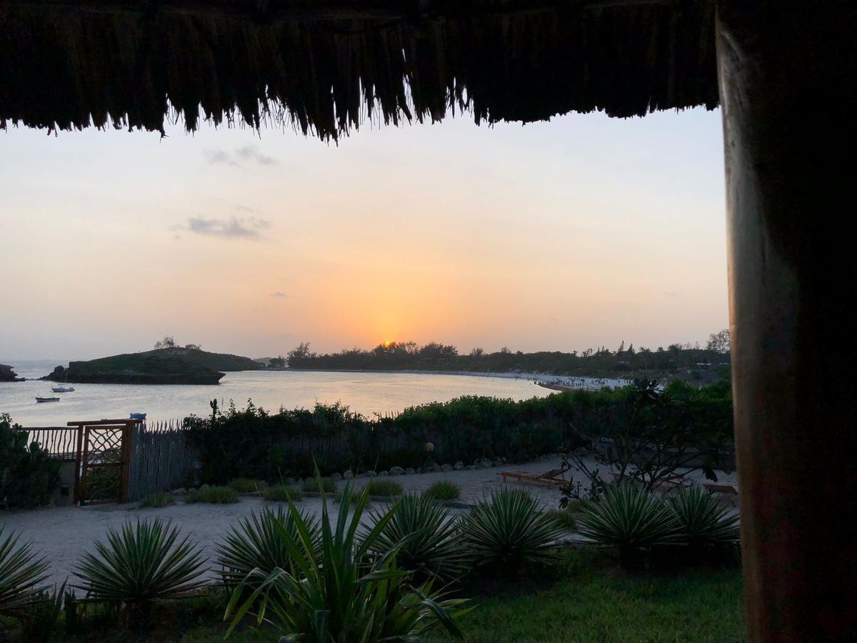 Sunset Beach Resort Watamu Kültér fotó